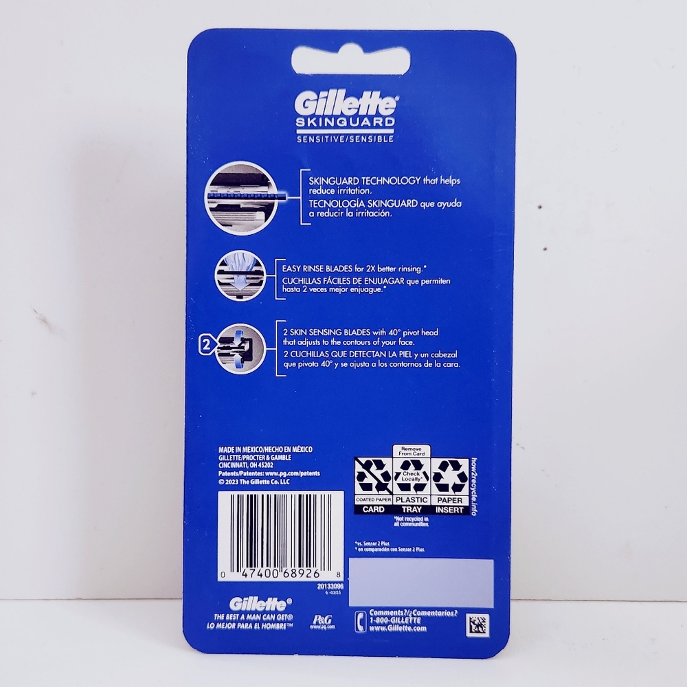 ⭐4/$15 Gillette Skinguard Sensitive 2-Blade Disposable Razor, 4 CT - Picture 2 of 11